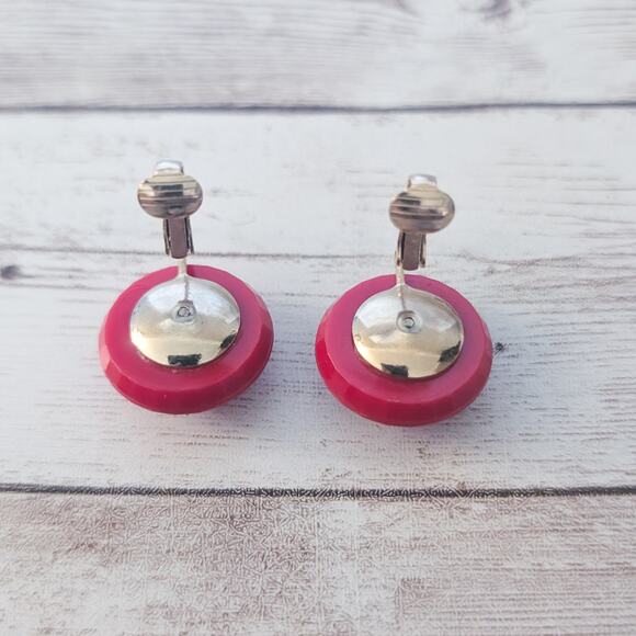 Vintage Dalshem Clip On Earrings Red Faceted Circle 7/8" - Picture 4 of 6